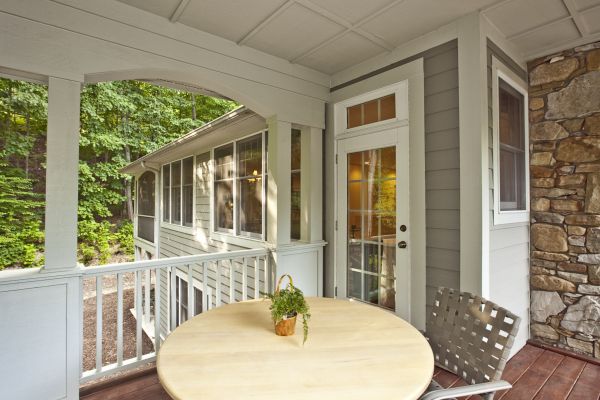 Cost of Covered Porch Installation in Missoula